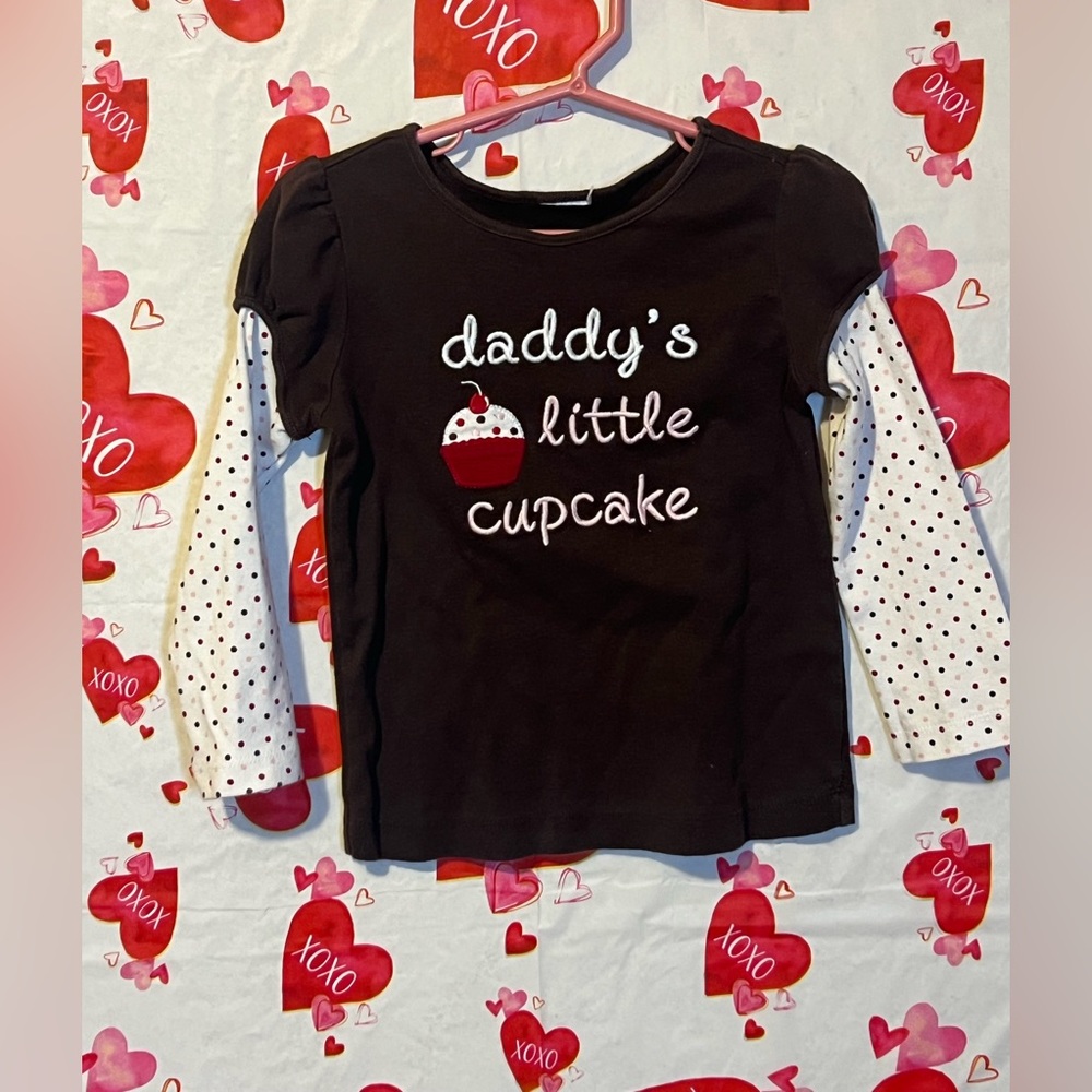 “Daddy’s little Cupcake “ long sleeve toddler shirt size 18-24months